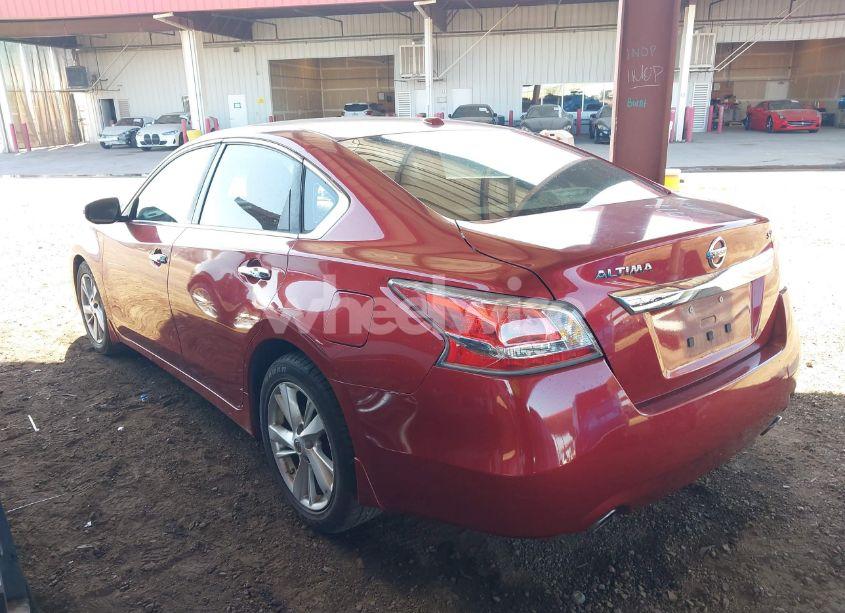 Photo 3 of 2015 Nissan Altima 2.5 SV (VIN 1N4AL3AP3FC285802)