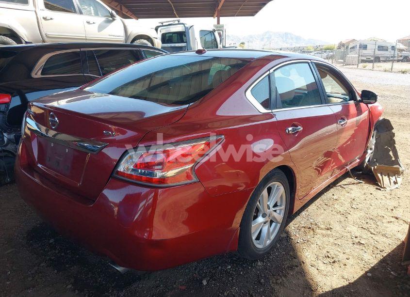 Photo 4 of 2015 Nissan Altima 2.5 SV (VIN 1N4AL3AP3FC285802)