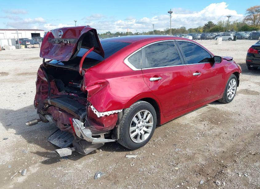 Photo 4 of 2015 Nissan Altima 2.5/2.5 S/2.5 SL/2.5 SV (VIN 1N4AL3AP3FC285816)