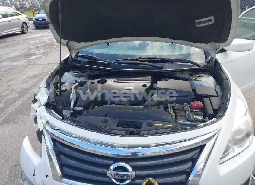 Photo 10 of 2015 Nissan Altima 2.5 S (VIN 1N4AL3AP3FC289087)