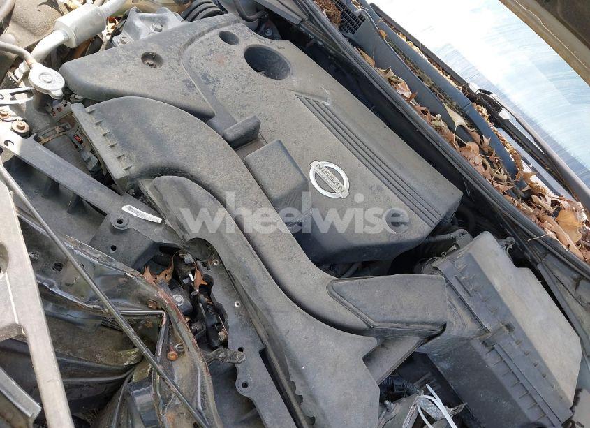 Photo 10 of 2015 Nissan Altima 2.5/2.5 S/2.5 SL/2.5 SV (VIN 1N4AL3AP3FC424200)