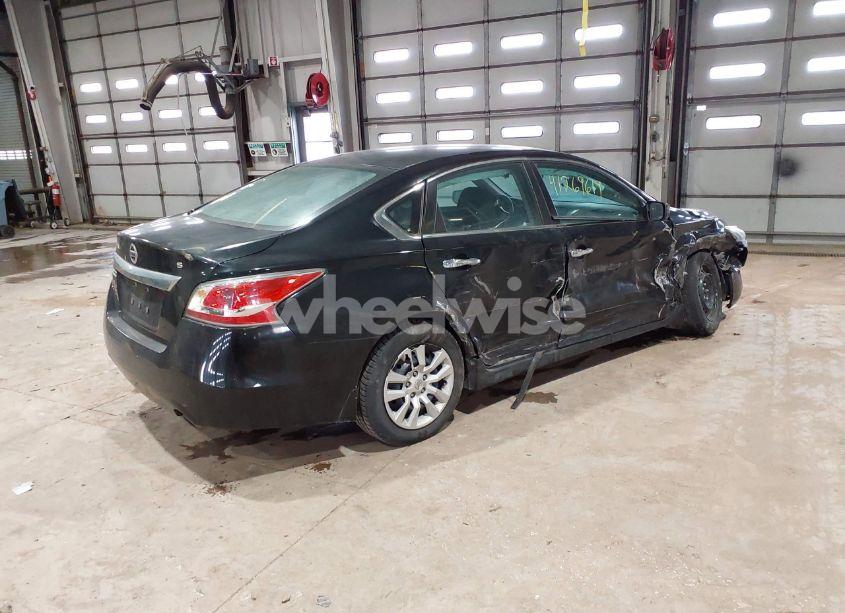 Photo 4 of 2015 Nissan Altima 2.5 S (VIN 1N4AL3AP3FC474370)