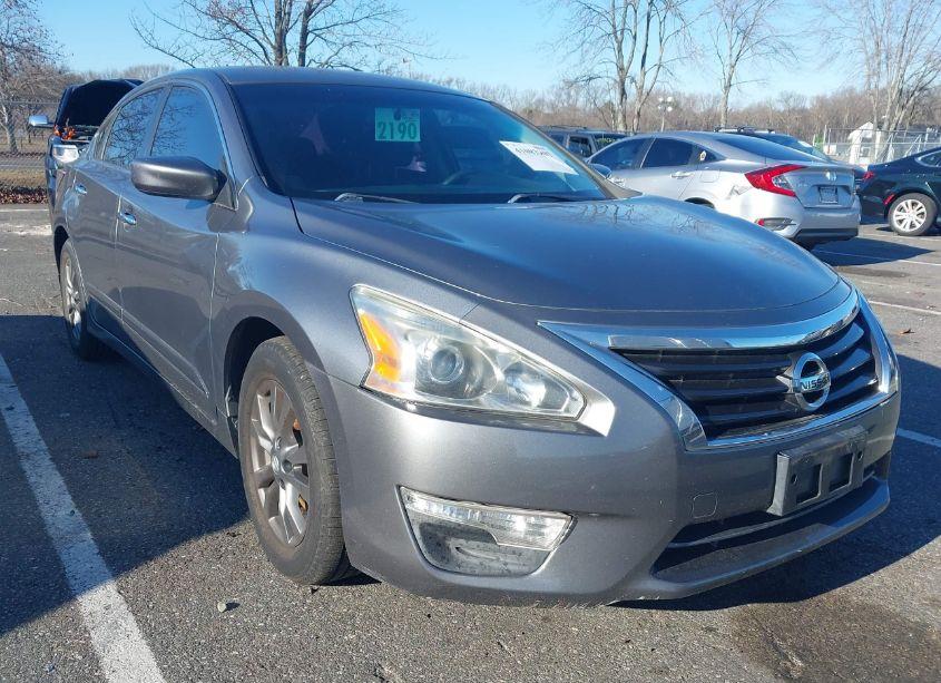 2015 Nissan Altima 2.5 S (VIN 1N4AL3AP3FC479519) main photo