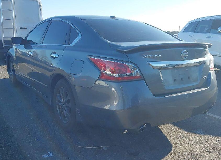 Photo 3 of 2015 Nissan Altima 2.5 S (VIN 1N4AL3AP3FC479519)