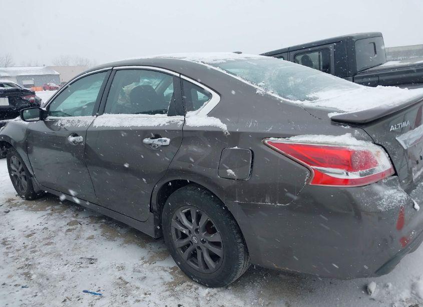 Photo 13 of 2015 Nissan Altima 2.5 S (VIN 1N4AL3AP3FC481867)