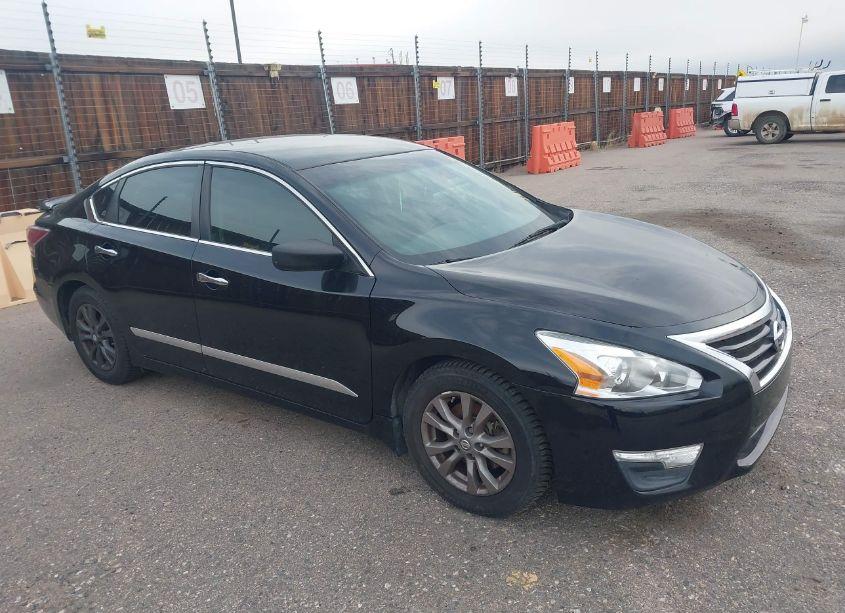 2015 Nissan Altima 2.5 S (VIN 1N4AL3AP3FC482081) main photo