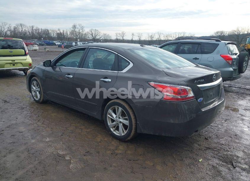 Photo 3 of 2015 Nissan Altima 2.5 SV (VIN 1N4AL3AP3FC482551)
