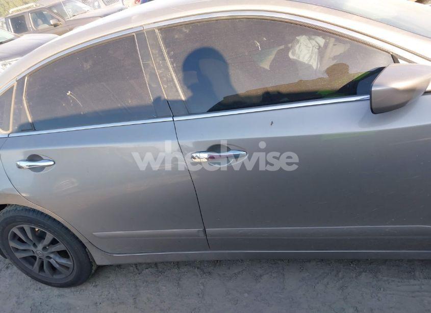 Photo 13 of 2015 Nissan Altima 2.5 S (VIN 1N4AL3AP3FC489094)