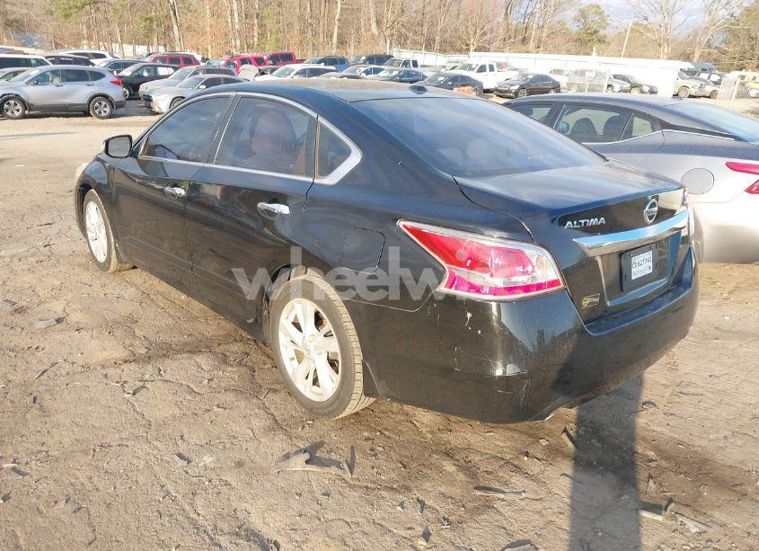 Photo 3 of 2015 Nissan Altima 2.5 SV (VIN 1N4AL3AP3FC569494)