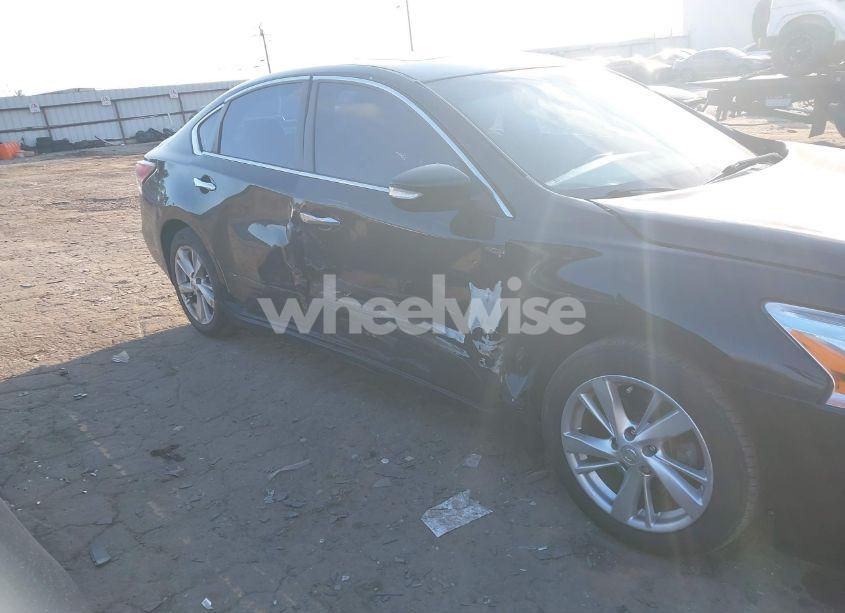 Photo 6 of 2015 Nissan Altima 2.5 SV (VIN 1N4AL3AP3FC569494)