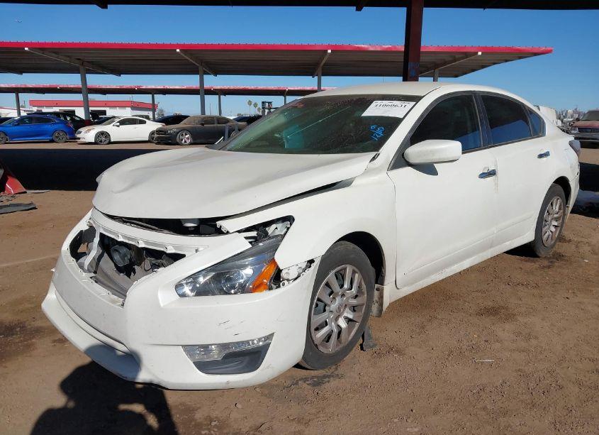 Photo 2 of 2015 Nissan Altima 2.5 S (VIN 1N4AL3AP3FC586361)
