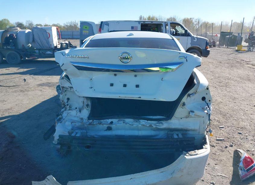 Photo 16 of 2015 Nissan Altima 2.5 SV (VIN 1N4AL3AP3FC591169)