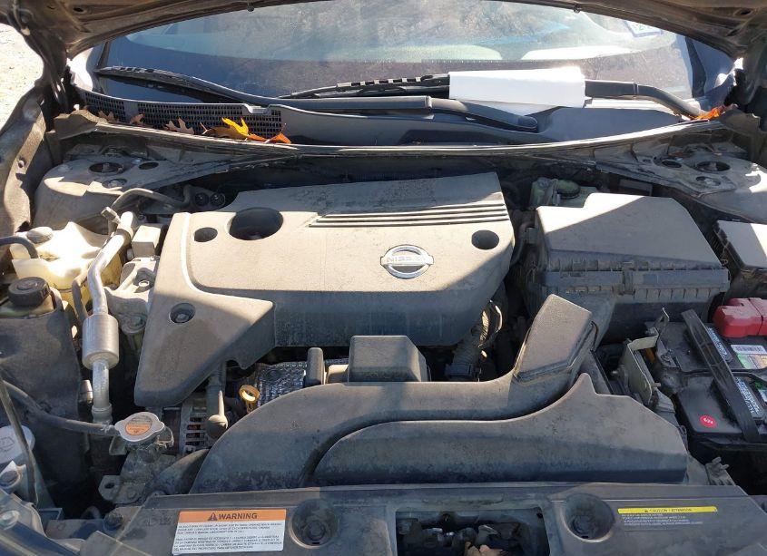 Photo 10 of 2015 Nissan Altima 2.5 S (VIN 1N4AL3AP3FN309293)