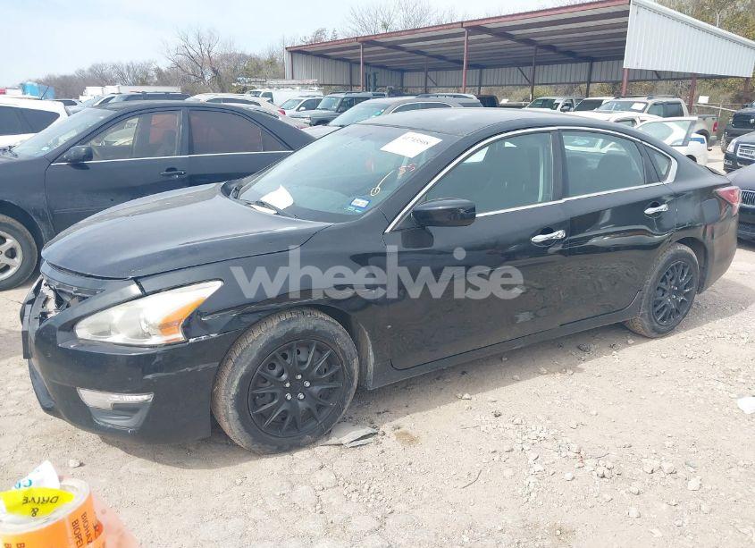 Photo 2 of 2015 Nissan Altima 2.5/2.5 S/2.5 SL/2.5 SV (VIN 1N4AL3AP3FN314834)