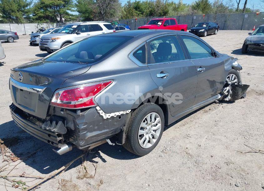 Photo 4 of 2015 Nissan Altima 2.5 S (VIN 1N4AL3AP3FN318253)