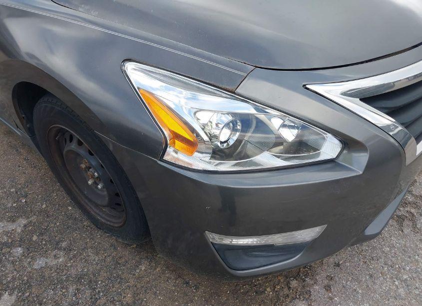 Photo 12 of 2015 Nissan Altima 2.5/2.5 S/2.5 SL/2.5 SV (VIN 1N4AL3AP3FN323520)