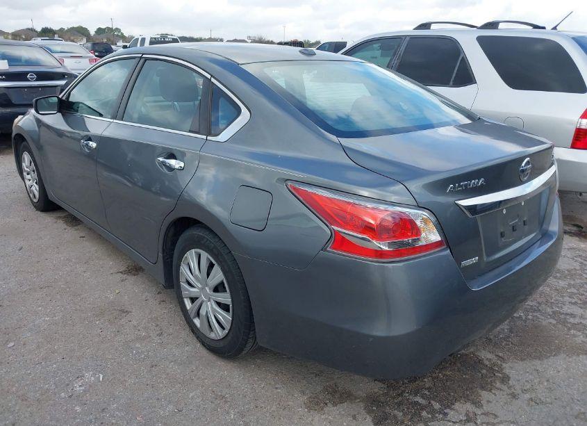 Photo 3 of 2015 Nissan Altima 2.5/2.5 S/2.5 SL/2.5 SV (VIN 1N4AL3AP3FN323520)