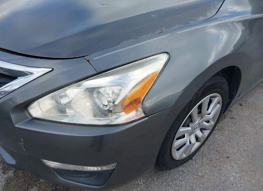 Photo 6 of 2015 Nissan Altima 2.5/2.5 S/2.5 SL/2.5 SV (VIN 1N4AL3AP3FN323520)