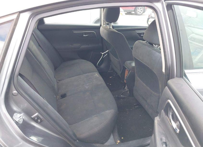 Photo 8 of 2015 Nissan Altima 2.5/2.5 S/2.5 SL/2.5 SV (VIN 1N4AL3AP3FN323520)