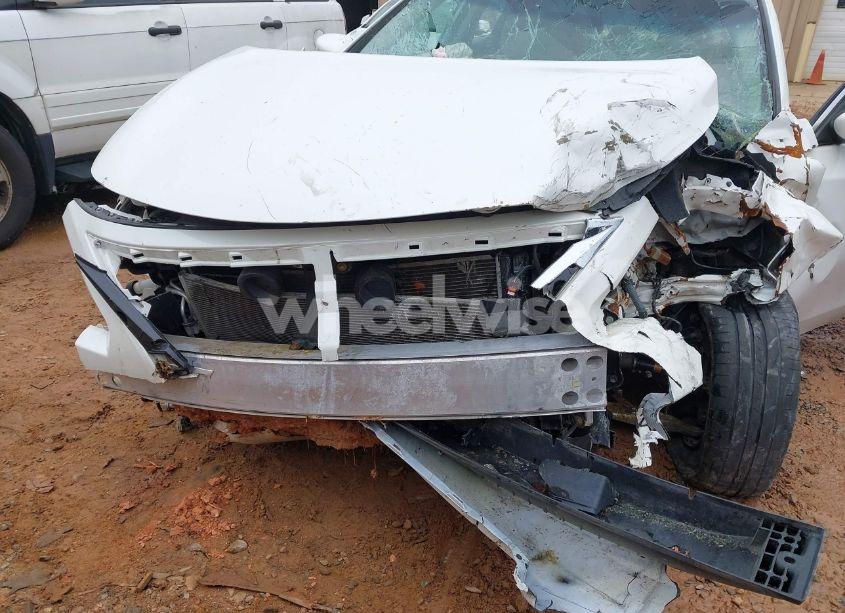 Photo 6 of 2015 Nissan Altima 2.5 S (VIN 1N4AL3AP3FN329432)