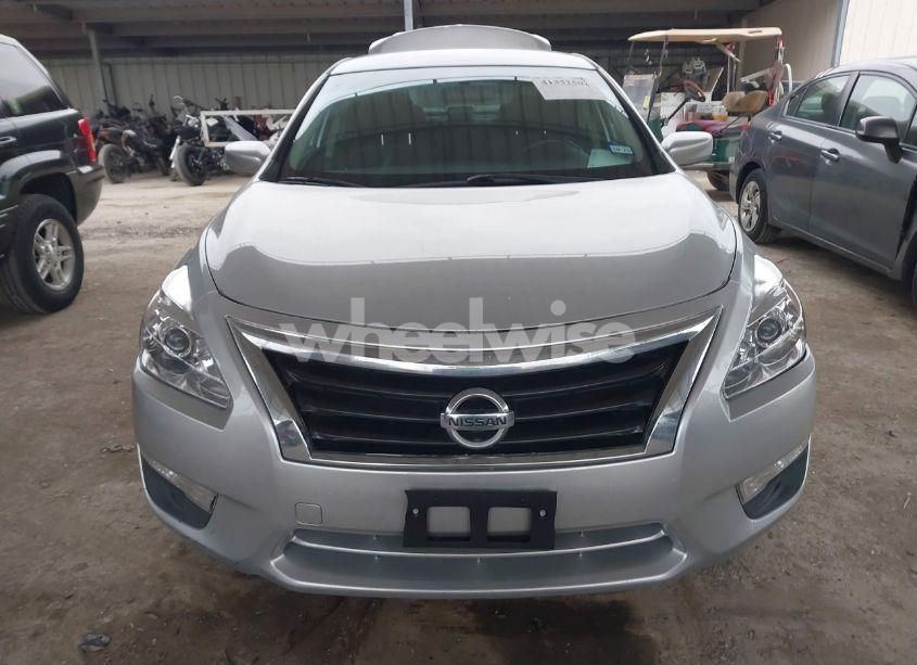 Photo 12 of 2015 Nissan Altima 2.5/2.5 S/2.5 SL/2.5 SV (VIN 1N4AL3AP3FN329835)