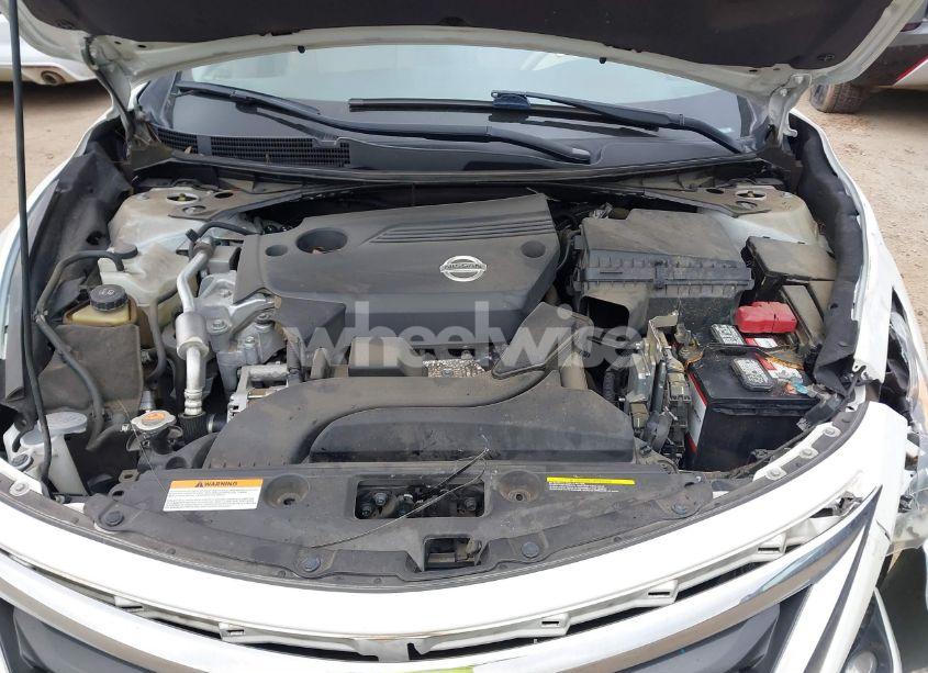 Photo 10 of 2015 Nissan Altima 2.5 SL (VIN 1N4AL3AP3FN337787)