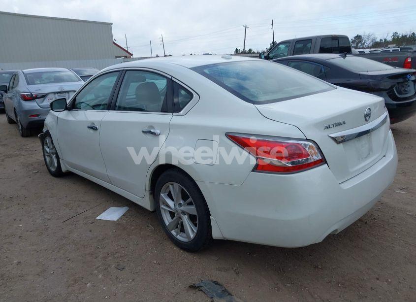 Photo 3 of 2015 Nissan Altima 2.5 SL (VIN 1N4AL3AP3FN337787)