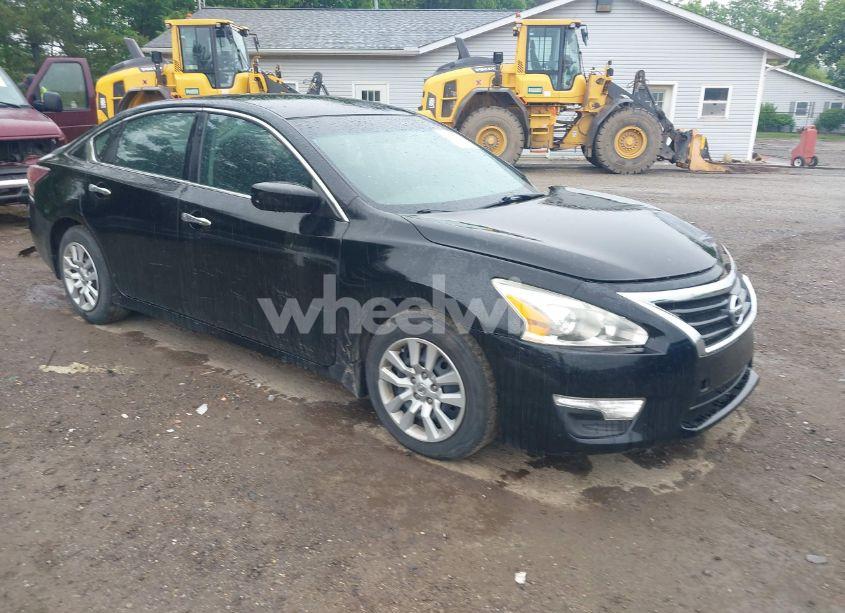 2015 Nissan Altima 2.5 S (VIN 1N4AL3AP3FN346120) main photo