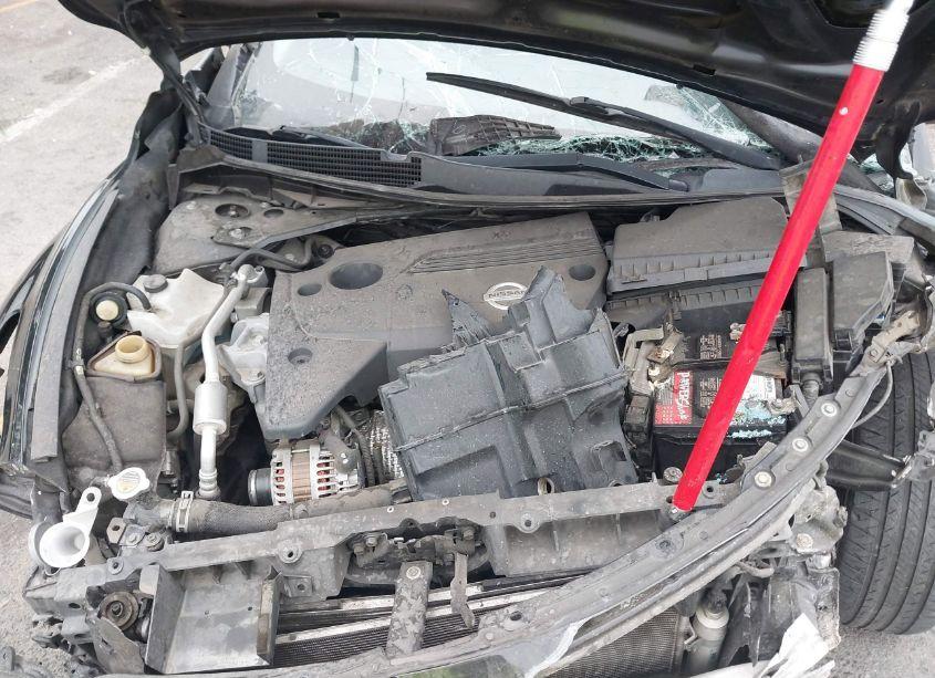 Photo 10 of 2015 Nissan Altima 2.5 SL (VIN 1N4AL3AP3FN352841)