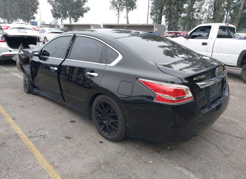 Photo 3 of 2015 Nissan Altima 2.5 SL (VIN 1N4AL3AP3FN352841)