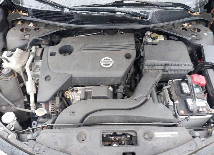 Photo 10 of 2015 Nissan Altima 2.5 SL (VIN 1N4AL3AP3FN353245)