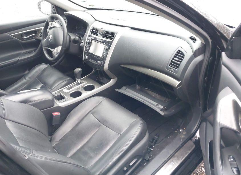Photo 5 of 2015 Nissan Altima 2.5 SL (VIN 1N4AL3AP3FN353245)