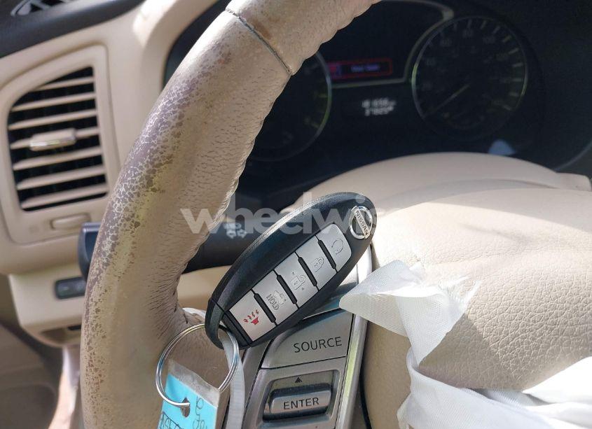 Photo 11 of 2015 Nissan Altima 2.5 SL (VIN 1N4AL3AP3FN359546)