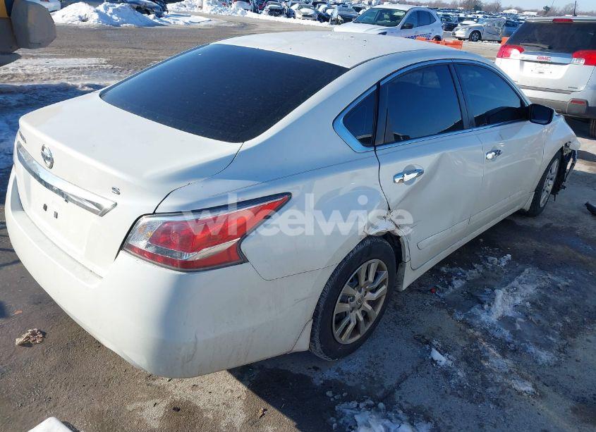 Photo 4 of 2015 Nissan Altima 2.5 S (VIN 1N4AL3AP3FN370546)