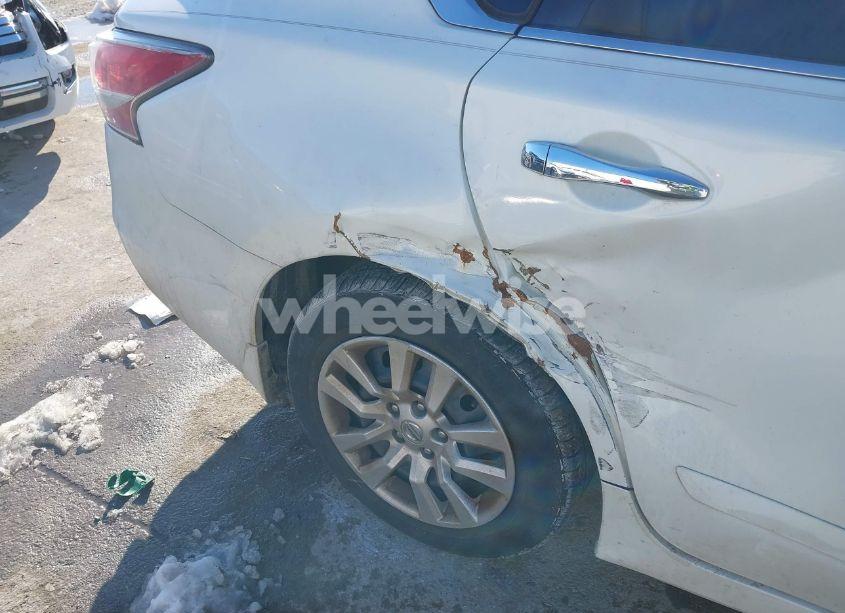 Photo 6 of 2015 Nissan Altima 2.5 S (VIN 1N4AL3AP3FN370546)