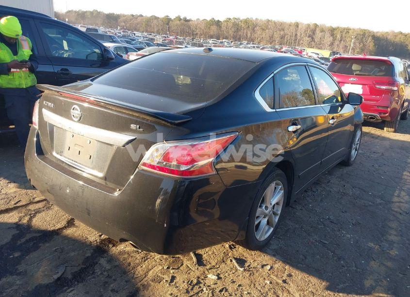 Photo 4 of 2015 Nissan Altima 2.5 SL (VIN 1N4AL3AP3FN376525)