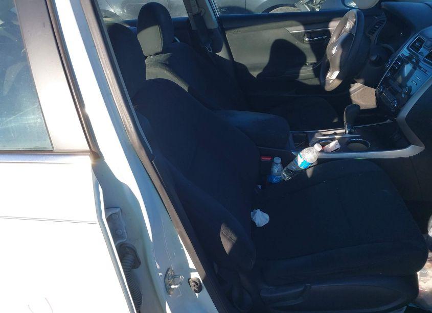 Photo 5 of 2015 Nissan Altima 2.5/2.5 S/2.5 SL/2.5 SV (VIN 1N4AL3AP3FN379344)