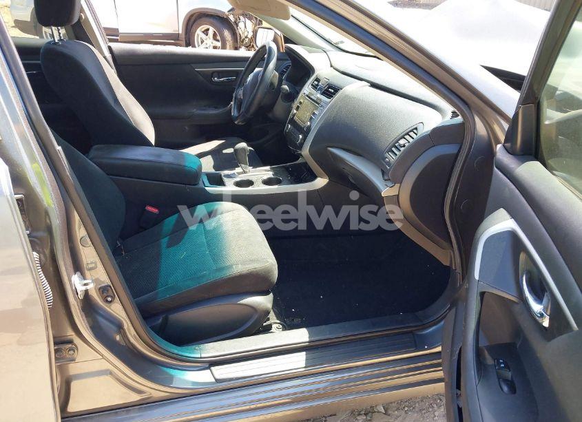 Photo 5 of 2015 Nissan Altima 2.5/2.5 S/2.5 SL/2.5 SV (VIN 1N4AL3AP3FN382051)