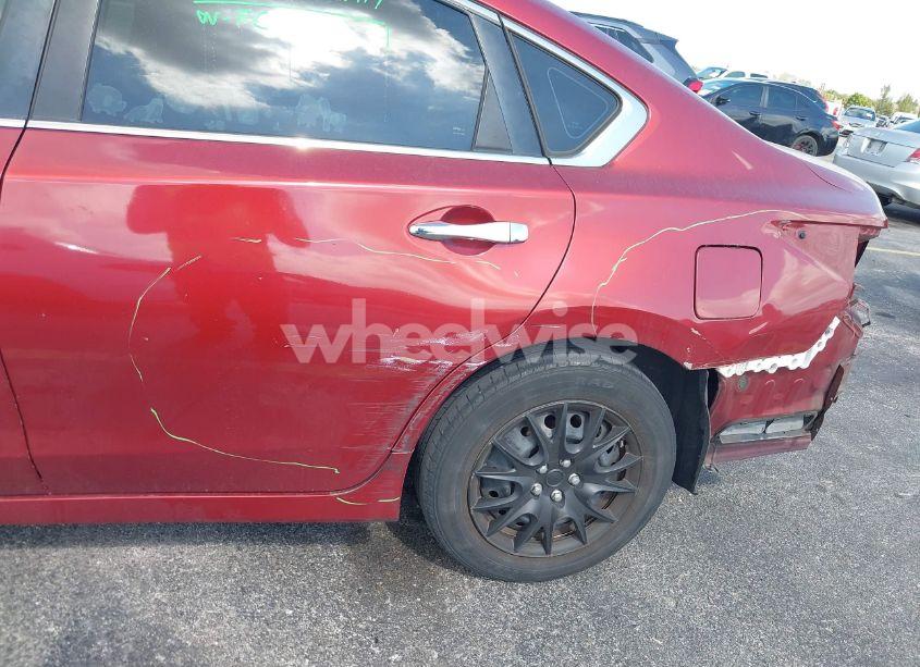 Photo 13 of 2015 Nissan Altima 2.5/2.5 S/2.5 SL/2.5 SV (VIN 1N4AL3AP3FN385662)