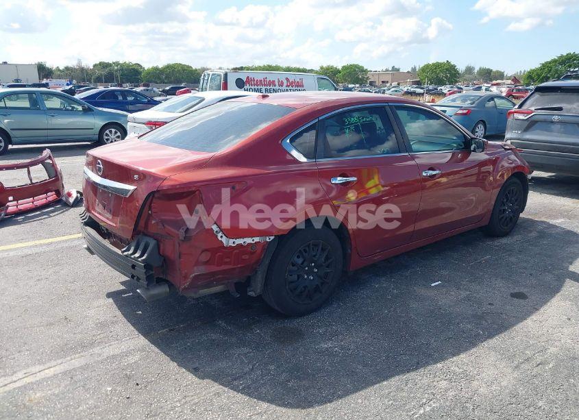 Photo 4 of 2015 Nissan Altima 2.5/2.5 S/2.5 SL/2.5 SV (VIN 1N4AL3AP3FN385662)