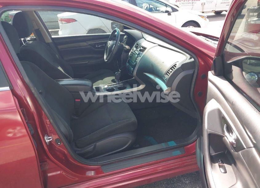 Photo 5 of 2015 Nissan Altima 2.5/2.5 S/2.5 SL/2.5 SV (VIN 1N4AL3AP3FN385662)