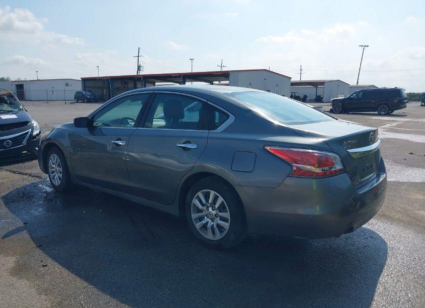 Photo 3 of 2015 Nissan Altima 2.5/2.5 S/2.5 SL/2.5 SV (VIN 1N4AL3AP3FN391607)