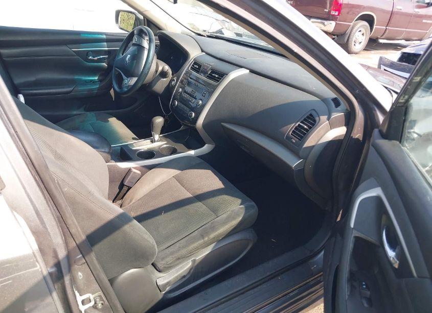 Photo 5 of 2015 Nissan Altima 2.5/2.5 S/2.5 SL/2.5 SV (VIN 1N4AL3AP3FN391607)