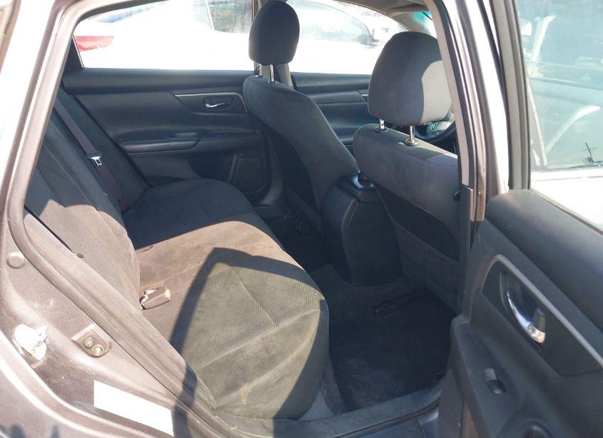 Photo 8 of 2015 Nissan Altima 2.5/2.5 S/2.5 SL/2.5 SV (VIN 1N4AL3AP3FN391607)