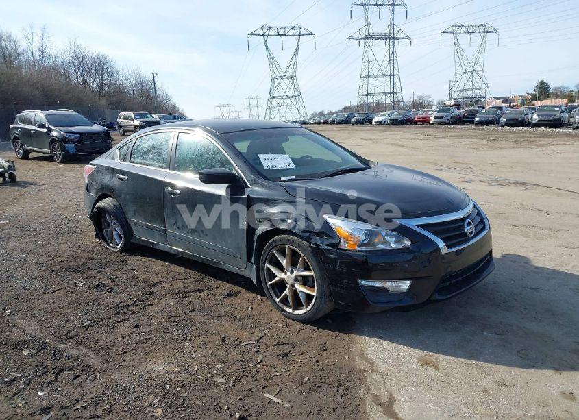2015 Nissan Altima 2.5 S (VIN 1N4AL3AP3FN400337) main photo