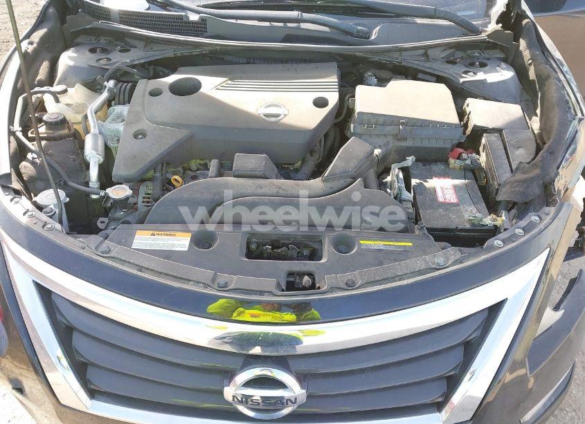 Photo 10 of 2015 Nissan Altima 2.5 S (VIN 1N4AL3AP3FN400337)