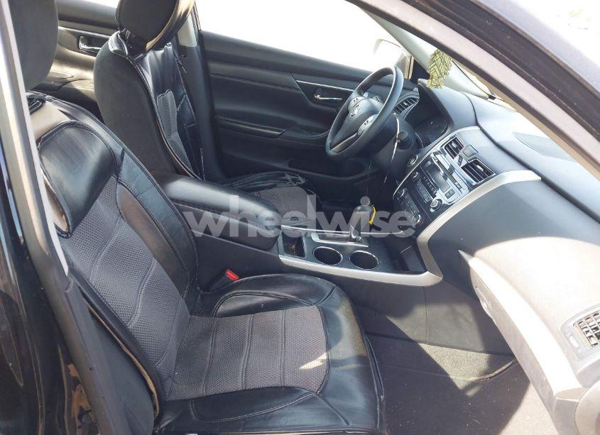 Photo 5 of 2015 Nissan Altima 2.5 S (VIN 1N4AL3AP3FN400337)