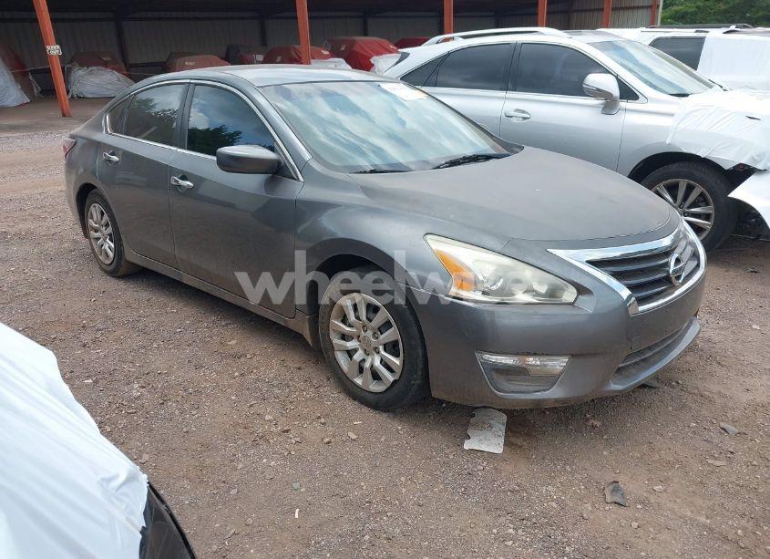 2015 Nissan Altima 2.5 S (VIN 1N4AL3AP3FN400497) main photo