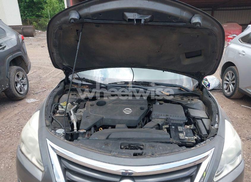 Photo 10 of 2015 Nissan Altima 2.5 S (VIN 1N4AL3AP3FN400497)