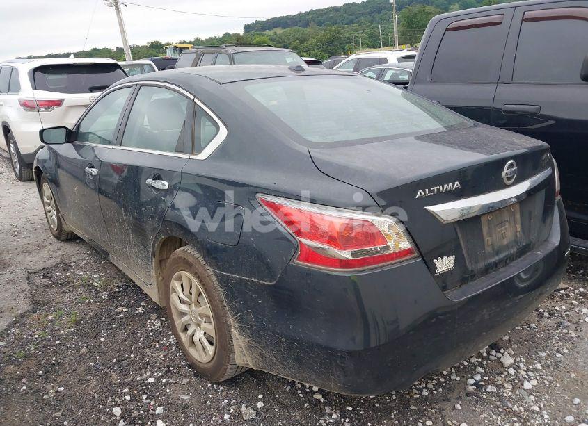 Photo 3 of 2015 Nissan Altima 2.5 S (VIN 1N4AL3AP3FN871369)